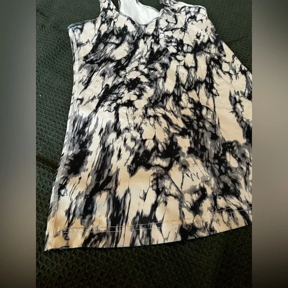 Lululemon | Cool Racerback - Picture 5 of 7